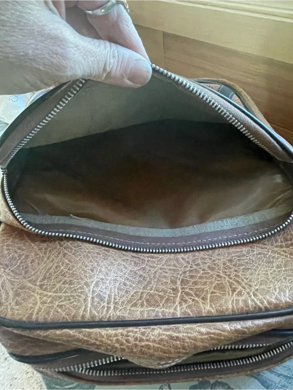 Vintage Faux Leather Brown Crossbody Bag - Classic Shoulder Bag